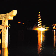 Torii gate on the sea of Kasadojima Fukaura